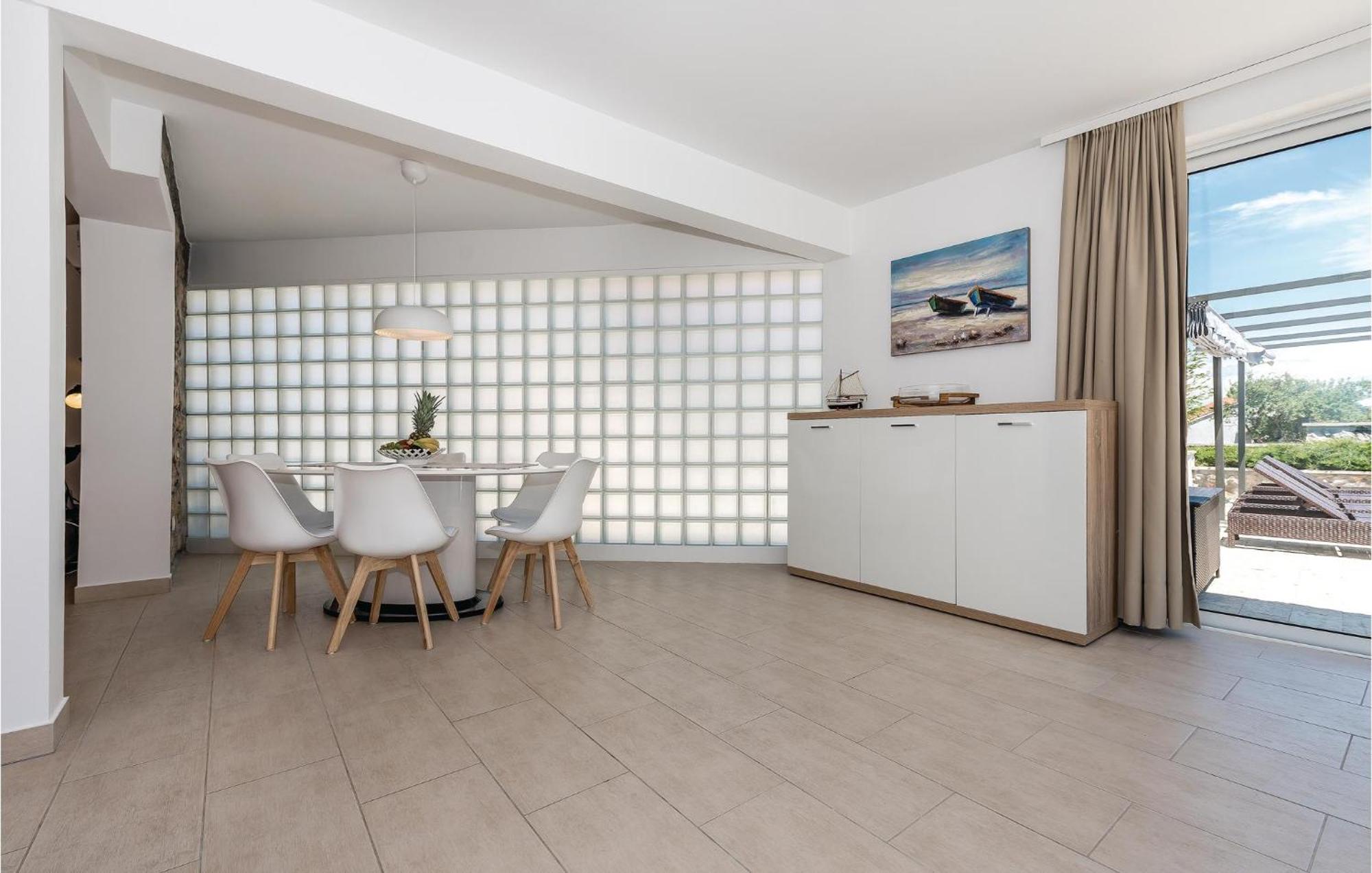 Stunning Home In Betina With Kitchen Экстерьер фото